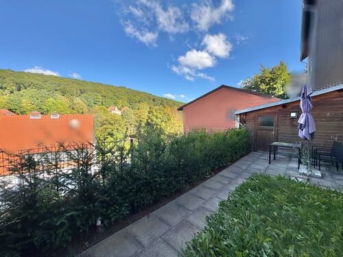 ... mit Blick ins Grüne. - 