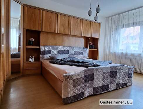 Gast - 