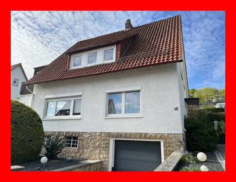 Vorderansicht - Alfeld: Einfach nur wohlfühlen - 229.000,00&nbsp;EUR Kaufpreis, ca.&nbsp; 135,00&nbsp;m&sup2;&nbsp;Wohnfl&auml;che
