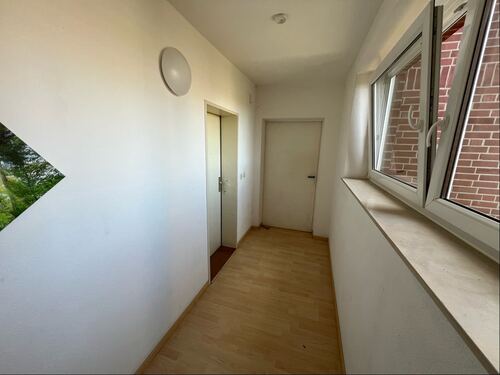 Vorflur zur Wohnung - 