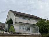 Vorder-/Seitenansicht - 8 Zimmer Einfamilienhaus in Alfeld