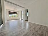 ... und Essbereich mit ... - 