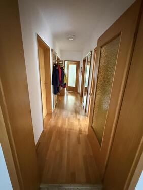 Flur EG - Einfamilienhaus mit 141,00 m&sup2; in Alfeld zum Kaufen