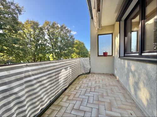 ...Zugang zur sonnigen Loggia... - 