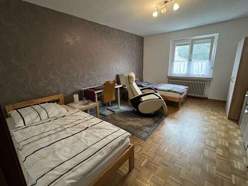Schlafzimmer EG - 