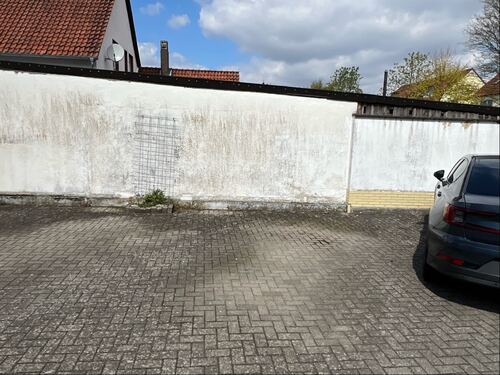 Kfz-Einstellplatz - 