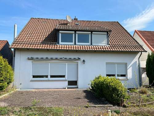 Rückansicht - 5 Zimmer Einfamilienhaus in Grünenplan