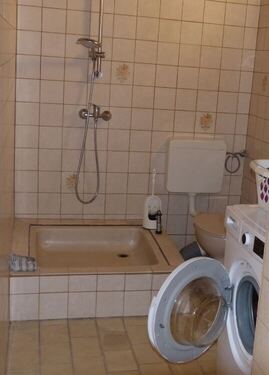 HWR mit Dusche - 