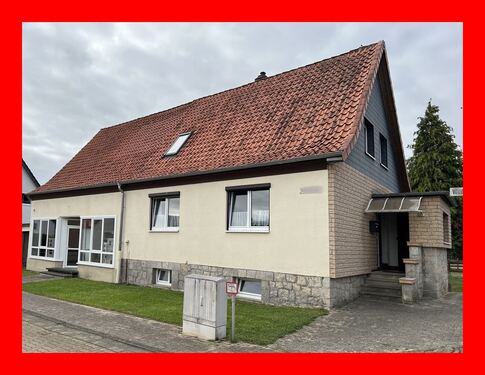 Front / Seitenansicht - Vielseitig nutzbar - 169.000,00&nbsp;EUR Kaufpreis, ca.&nbsp; 270,00&nbsp;m&sup2;&nbsp;Wohnfl&auml;che