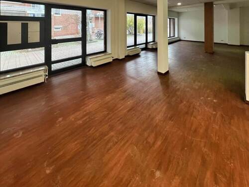 Gewerbe- / Ladenfläche - 