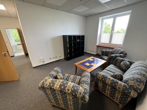 Aufenthaltsraum/Büro OG rechts - 