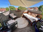 ... und herrlicher Dachterrasse - 