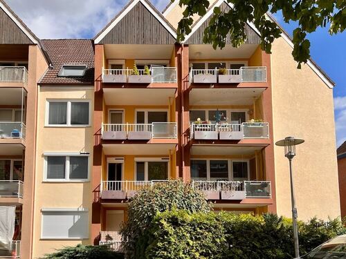 Straßenansicht - 