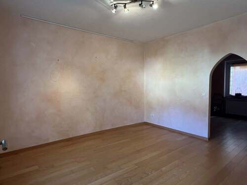 Durchgangszimmer im Erdgeschoss - 