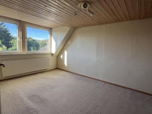 Weiteres Schlafzimmer im Dachgeschoss - 