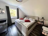 Geräumiges Schlafzimmer - 