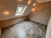 ... und Zimmer 3 im OG - 