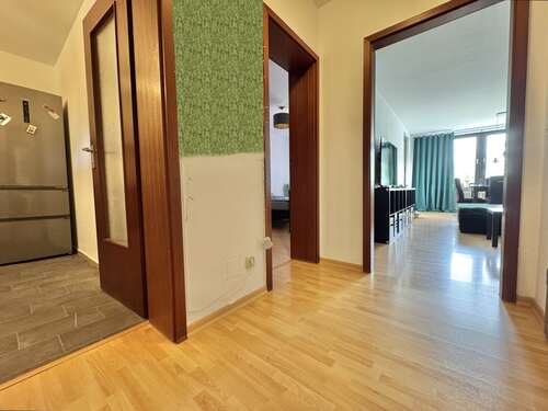 Flurbereich mit Zugang zu allen Räumen - Etagenwohnung mit 70,00 m&sup2; in Hildesheim zum Kaufen