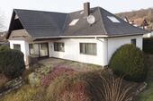 Rück-/Seitenansicht - 7 Zimmer Einfamilienhaus in Duingen