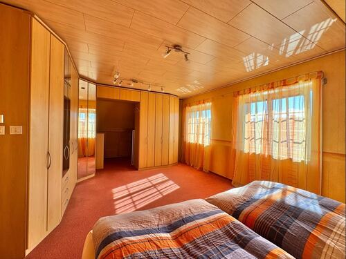 Großzügiges Schlafzimmer... - 