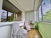 ... Zugang zum überdachten Balkon ... - 