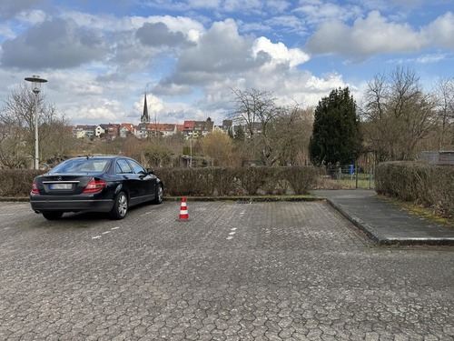 Stellplatz (rechts) - 
