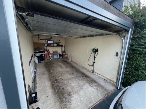 Garage .... - 