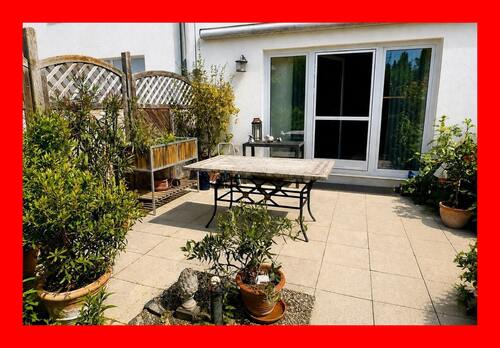 Ansicht Terrasse - Ankommen. Einziehen. Wohlfühlen.