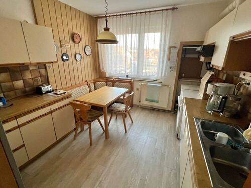 Küche mit Sitzgelegenheit (EG) - 