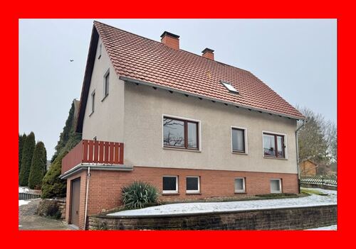 Seitenansicht - EFH mit Potenzial in ruhiger Lage