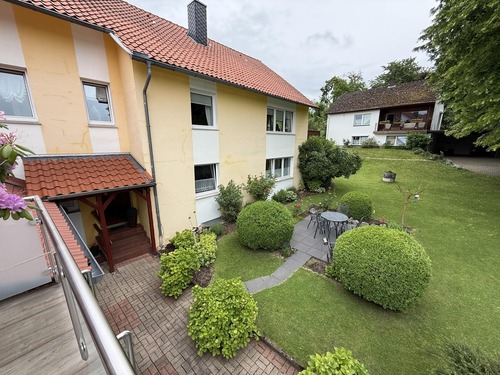 Mehrfamilienhaus mit zwei WE - 