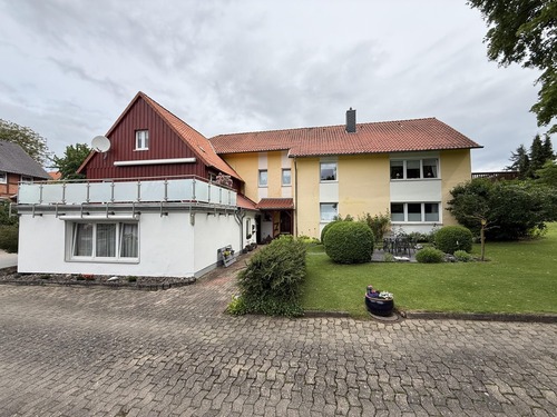 Hausansicht - Mehrfamilienhaus, Wohnhaus mit 455,00 m&sup2; in Sibbesse zum Kaufen
