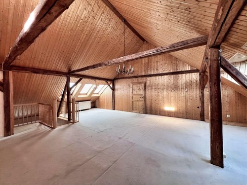 Studio im Dachgeschoss - 