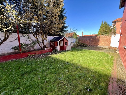 Garten zum Spielen und Entspannen - 