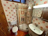 Zweites Bad mit Dusche (EG) - 