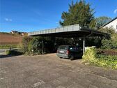 Carport und Stellplätze - 