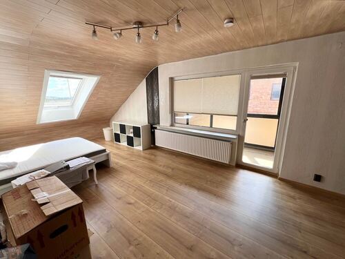 Modernes Zimmer mit ... - 