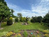 Blick von der Terrasse in den Garten - 