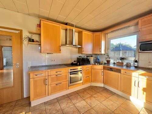 ... inklusive Einbauküche - 