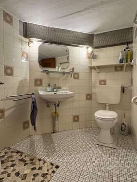 2. Bad im Keller - 