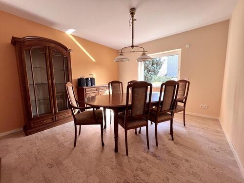 Essen / Schlafen / Gäste - 