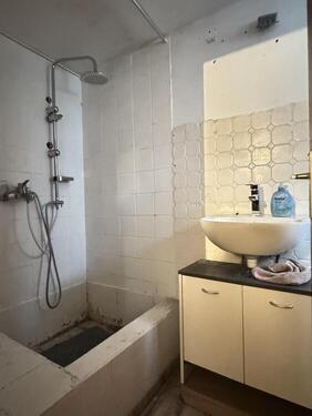 Duschbad im Keller - 