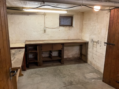 Werkstatt im Keller - 