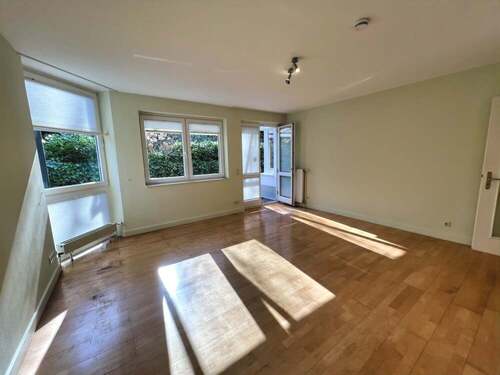 viel Licht im Wohnzimmer - 