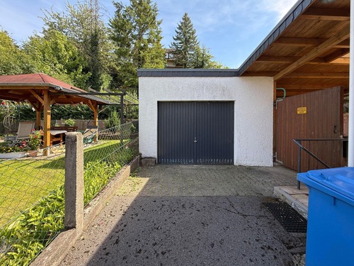 Garage - 