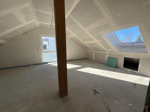 Studio im Dachgeschoss - 