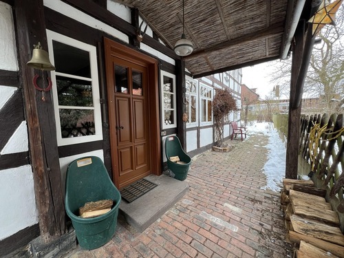 Hereinspaziert - Einfamilienhaus mit 357,98 m&sup2; in Peine zum Kaufen