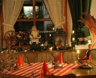 Bayerischer Wald Hotel mit 85 Betten, Restaurant, Betreiberwohnung, Pool - Deggendorf