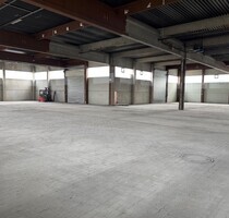 MIETE: Kalthalle in Bayreuth 660 m² und 880 m² Nutzfläche