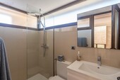 dbbba85b-5810-4d7c-a658-8be3453c3c22 - 